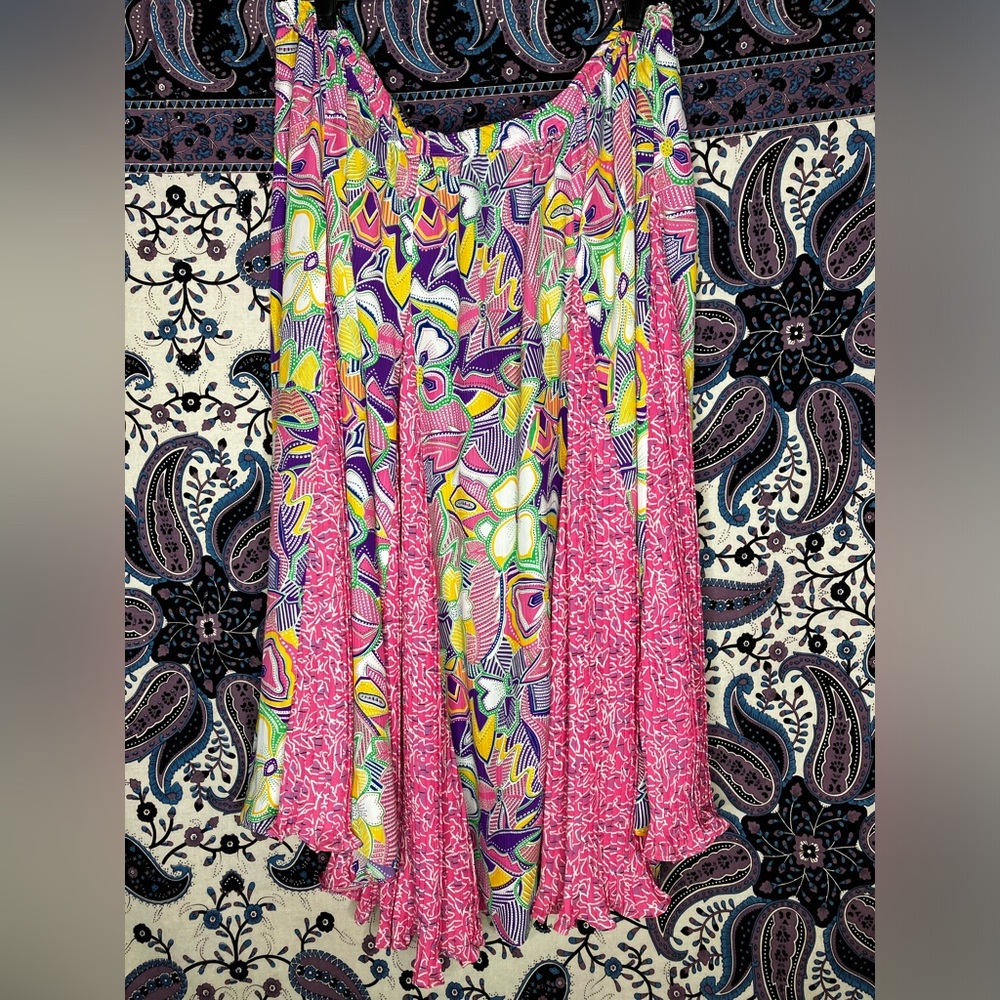Diane Freis VTG colorful pleated skirt